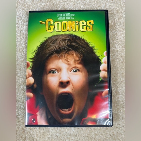 The Goonies DVD w/Slipcover - Picture 3 of 7